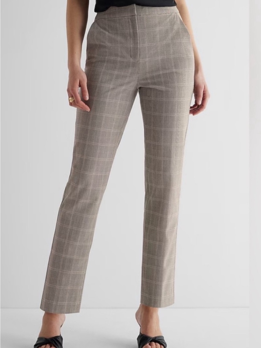Express size 0 Women's Straight-Leg Plaid Pants - Taupe editor skinny